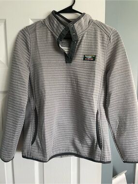 LL Bean pull over